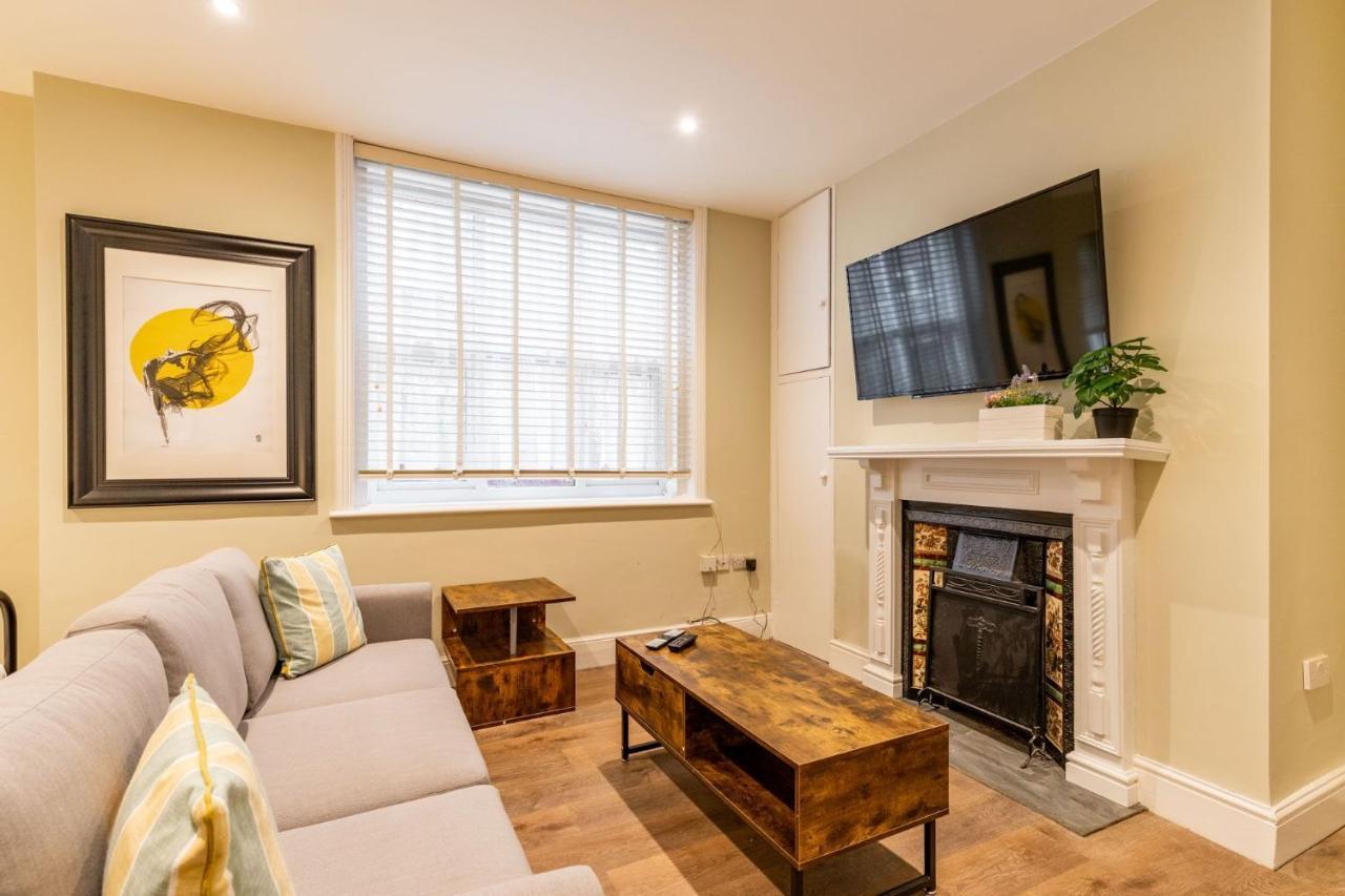 Host & Stay - Cromer Town, Apartment 1 Екстер'єр фото