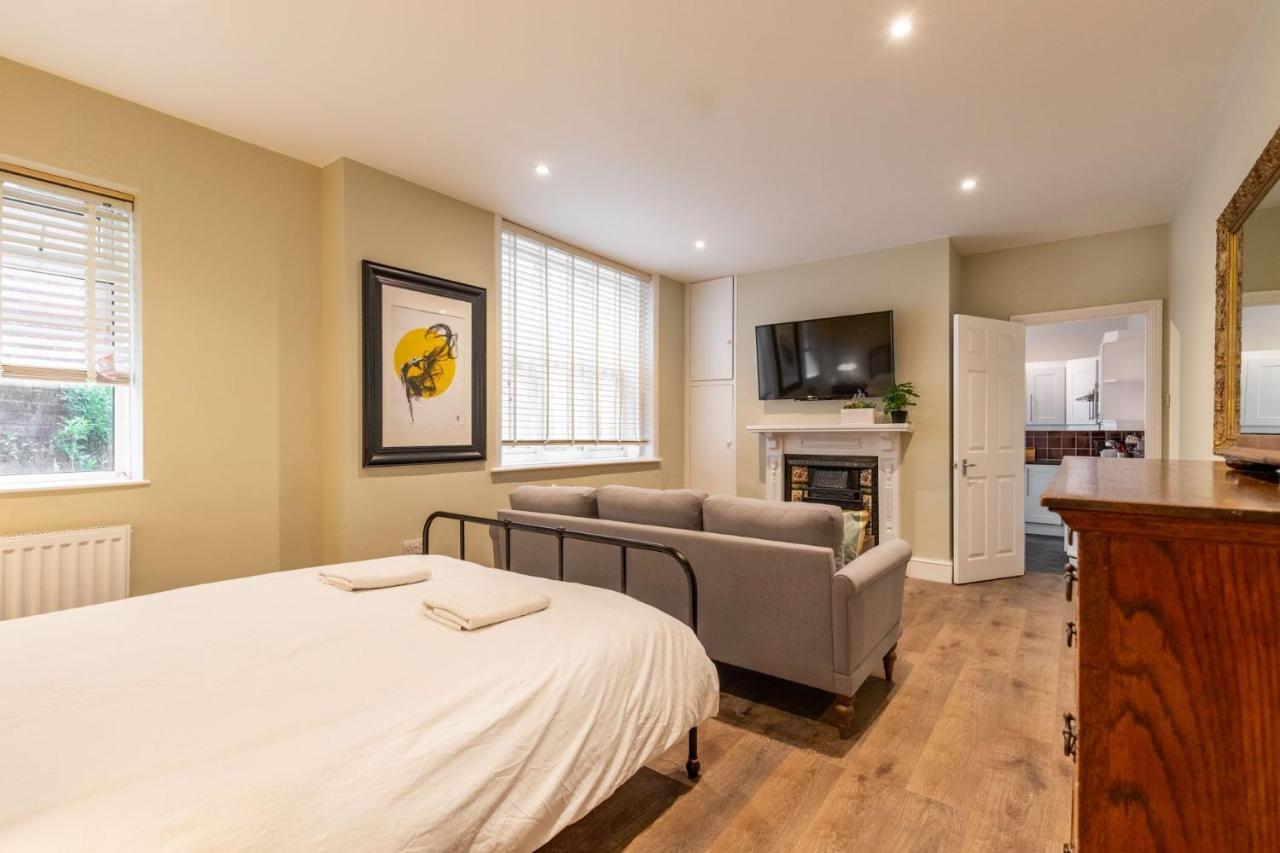 Host & Stay - Cromer Town, Apartment 1 Екстер'єр фото